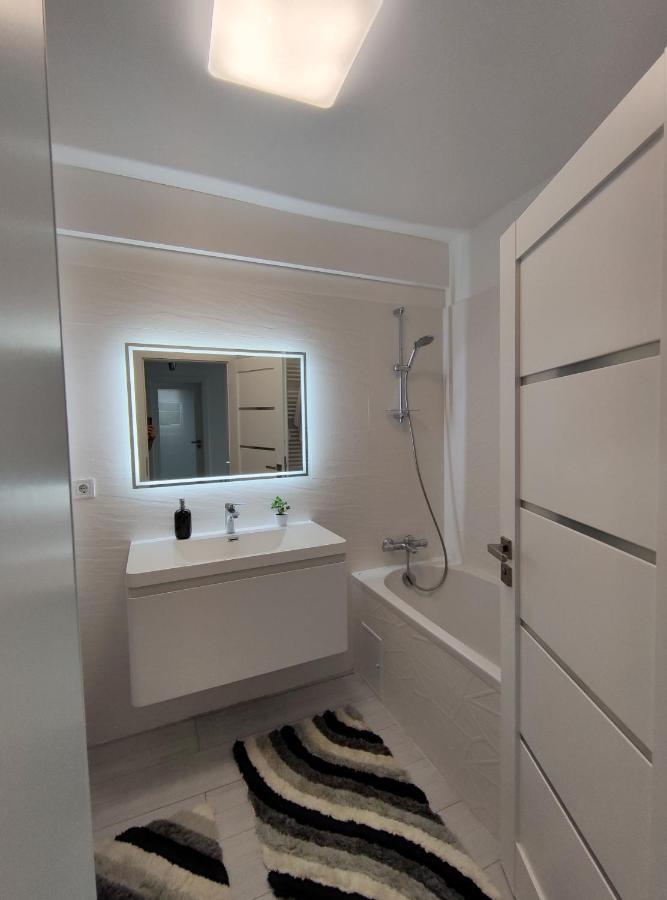 The Views Apartment Sibiu Exterior photo